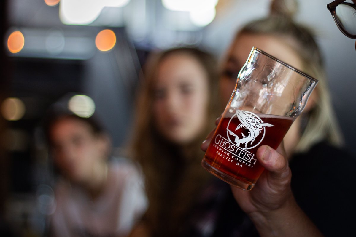 GhostfishBrewCO's tweet photo. It's FRIYAY! What beer will you be ghostfishin' with this weekend?
#ghostfishin #glutenfreebeer #craftbeer #spokinverified #weekendvibes #drinkthisnotthat #celiac #seattlemade #pacnwbeer #friyay #thingstodo #whattodrink #wheretogo #seattlerestaurant https://t.co/An0z1PuoWn