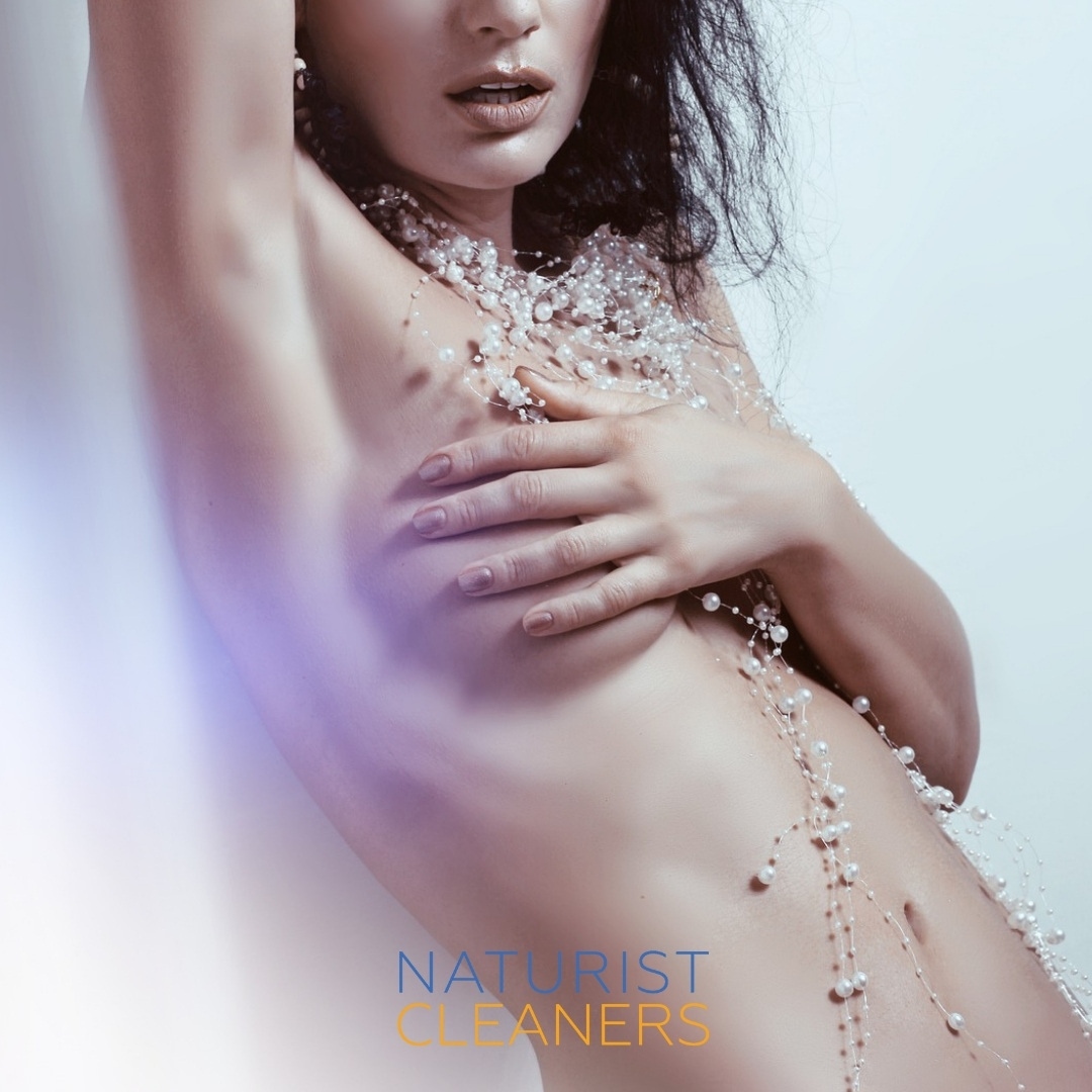 NaturistClean's tweet photo. Have a wonderful weekend! 🌱 We'll be back next week after a nature filled few days ☀️

#naturist #nudist #nudebody #nude #sexy #nature #naturelovers https://t.co/8bQMxLw9ql