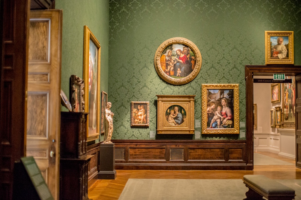 walters_museum's tweet photo. It’s the first week of #FreeFallBaltimore! All month long in conjunction with National Art and Humanities Month, Free Fall showcases the importance of the arts with free workshops and special events (including a few from the Walters!). 🍂 @promoandarts
https://t.co/uv70ZahPFl https://t.co/vUvnmg3fVH