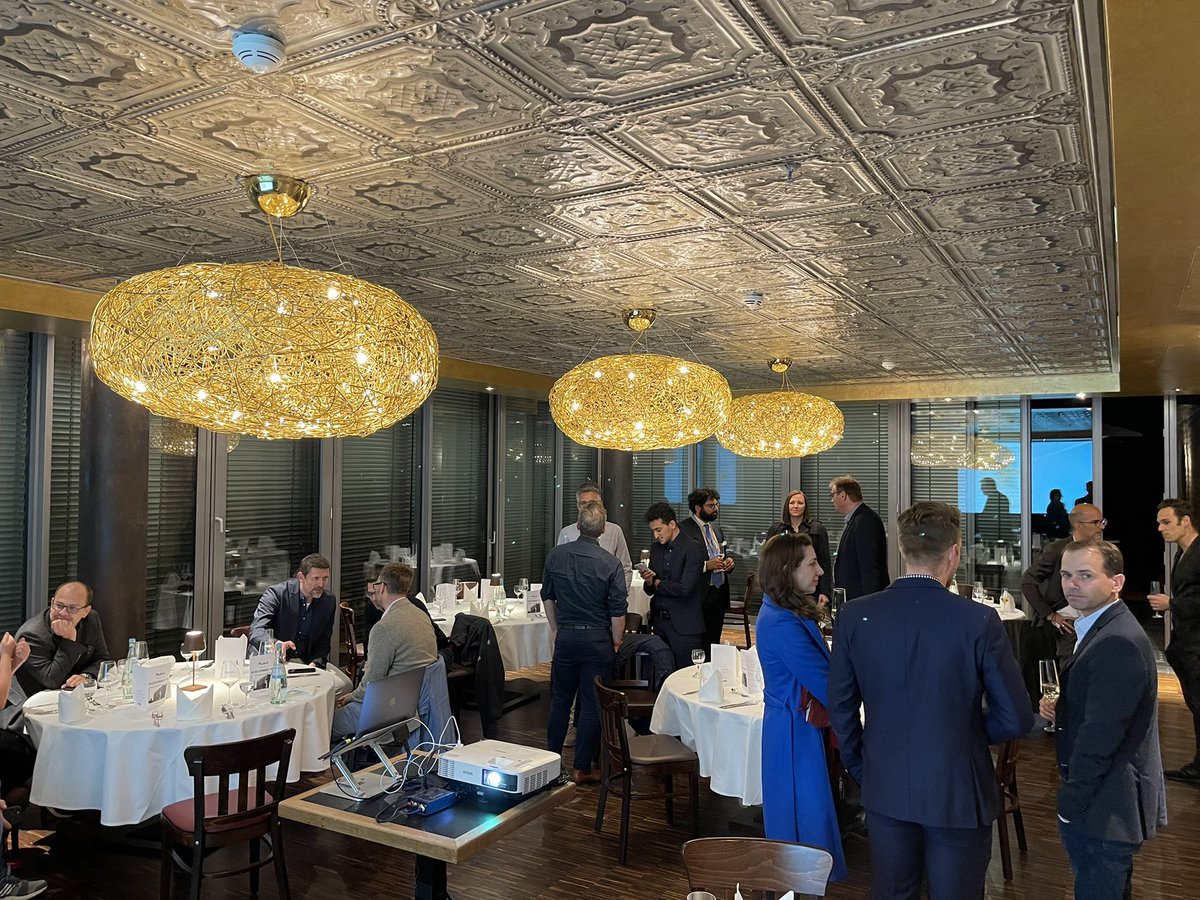 KardiologieHH's tweet photo. First #TweetAndMeet 2021
#CardioTwitter 2.0 for 🇩🇪
#DGKHerztage https://t.co/A6kFDtbI7F