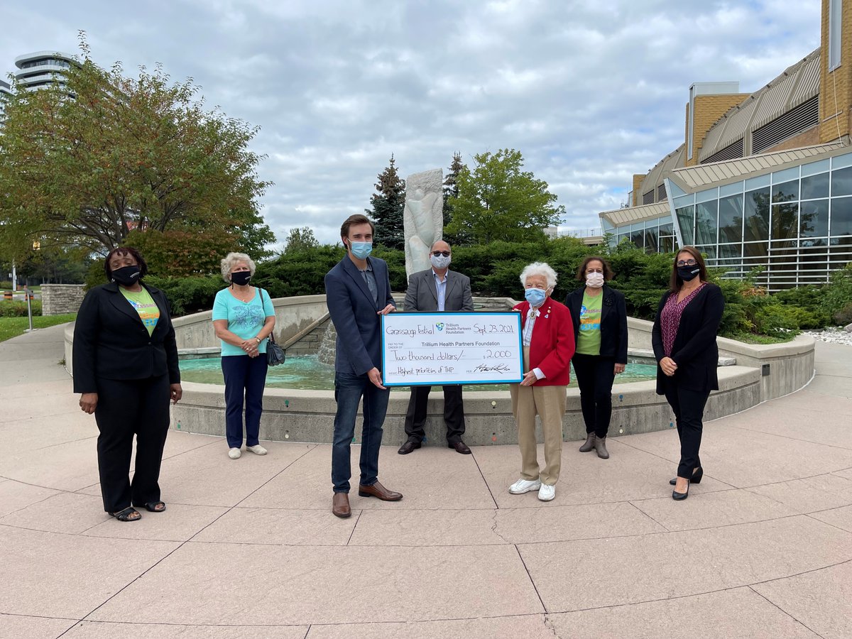 THP_foundation's tweet photo. Thank you to @Carassauga for generously donating $2,000 to @THP_Hospital from their recent Drive-In Music Festival. 💙👏

Don’t miss the final show of their virtual concert series TONIGHT at 7:30 p.m. Watch the free livestream here:  https://t.co/eaRCJlmzaK

#BetterTogetherTHP https://t.co/GkYX4nuGPF