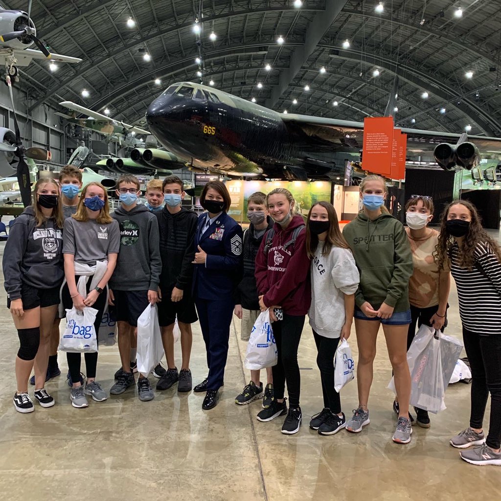 CloverAFJROTC's tweet image. At the National Museum of the Air Force today and bumped into @cmsaf_official Thank you for taking a moment to talk to our cadets. It was the highlight of their day! #SC951 #USAF #aimhighflyfightwin ✈️🇺🇸
