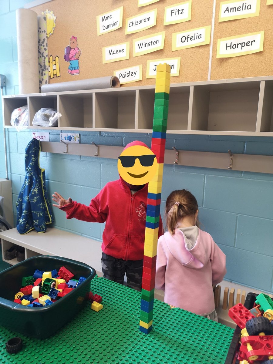 Mister_McLean's tweet photo. Check out this amazing tower and how well it balances! Way to go dude! 😁 @OLPeaceOCSB #ocsbKindergarten #BuildersNotBreakers https://t.co/Fo5Nlebrt6