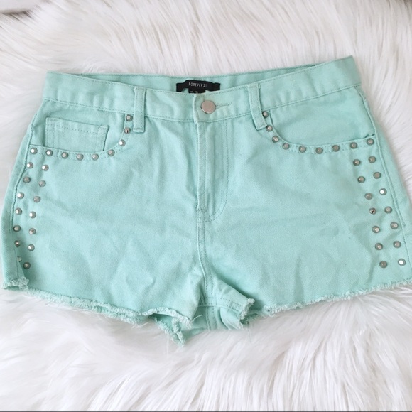 angiederay's tweet photo. So good I had to share! Check out all the items I'm loving on @Poshmarkapp #poshmark #fashion #style #shopmycloset #forever21 #katespade: https://t.co/AmGHDqBqcT https://t.co/DT5zYsoakp