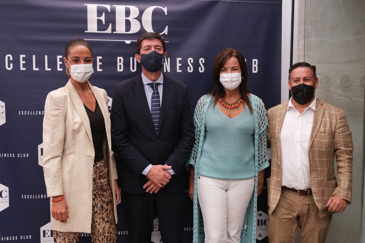 Me siento muy agradecido de haber sido nombrado socio de honor del Excellence Business Club y haber participado en el encuentro con sus miembros en el Museo del Baile Flamenco 'Cristina Hoyos'. Los empresarios sois fundamentales para la recuperación económica de #Andalucía.