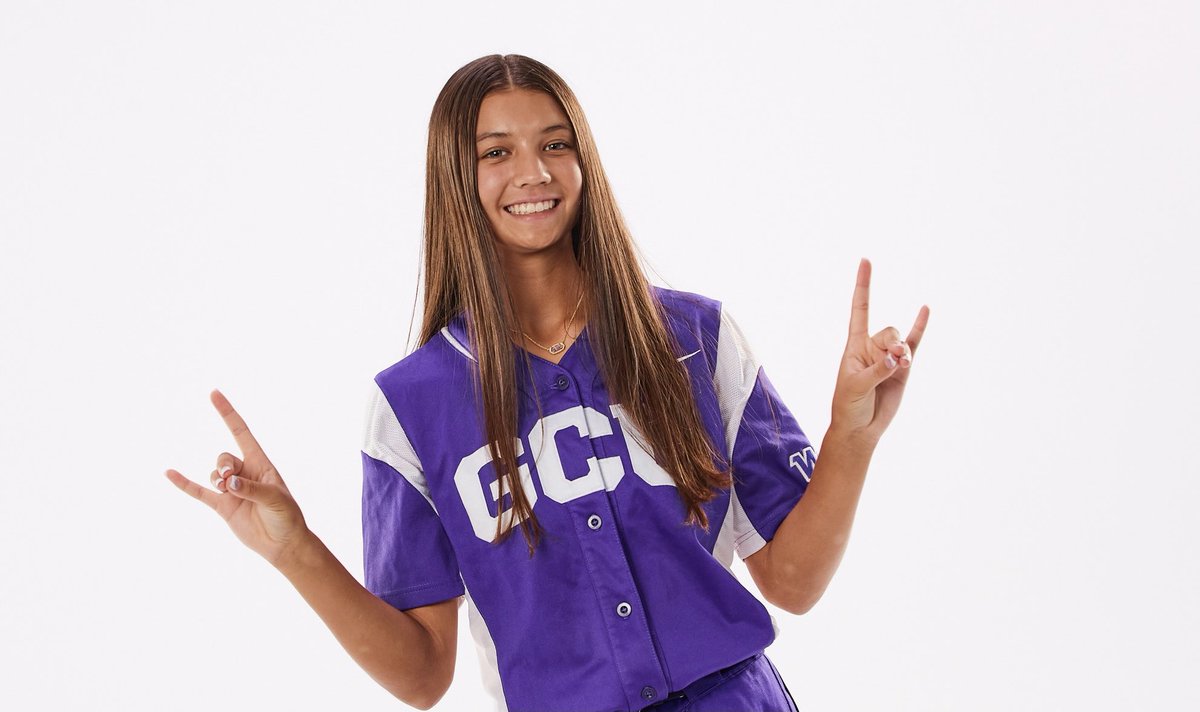 Mackenzie Nolan tweet media