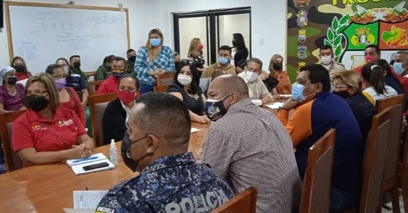 Gerardo4fPsuv's tweet photo. #Hoy sostuve un productivo encuentro con el Sistema de Misiones y Grandes Misiones, coordinamos estrategias de protección social a desarrollarse en los próximos días.

🅰️tentos!!

¡Nuestra prioridad siempre será el bienestar del pueblo! https://t.co/G8IiiSqLER