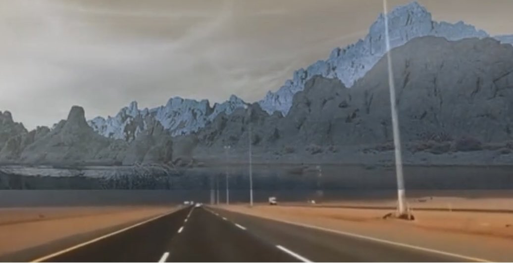 لاتجبر الناس فـي رايـك إذا قلته
الدرب يمشي عليه الـدال والتايه

إن أيدوك العرب فكرك ووصلته
وإن عارضوك العرب كلن وله رايه