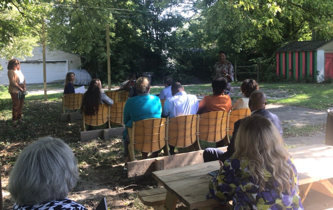 MBCDCIndy's tweet photo. The #MartindaleBrightwood Community Development Corporation sends Gratitude and Thanks to @FirstMerchants Bank for coming out to the Heritage Community Garden!

We had a blast on this wonderful sunny day and look forward to working with you all in the near future! https://t.co/4QFh70u8Y4