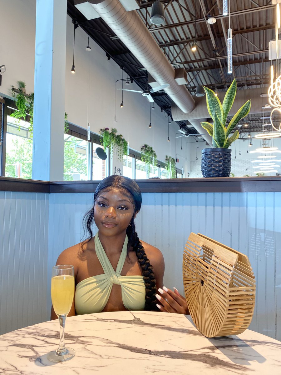 #NigeriaIndependenceDay 
#NigeriaAt61 🇳🇬
The Flag                             The Face