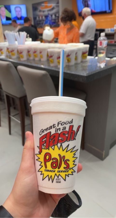fulkerson_john's tweet photo. Thank you to @palsweb for feeding my teammates and me after practice today. It felt to great to have PAL’S IN KNOXVILLE! #justsayin https://t.co/VqoTXZh77j