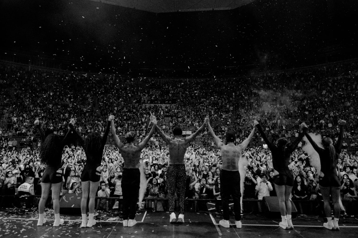 rauwalejandro's tweet photo. 1/12 🇪🇸🥷🤘🏼❤️ https://t.co/iRHDIsTqE9