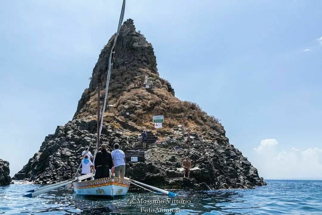 SPECIAL MENTION
FOTO DI - <a href="/vittoriomassimo/">vittorio massimo</a>
L U O G O - Acitrezza 
LOCAL MANAGER - <a href="/Pietrocarus/">Pietro Carus</a>
SELEZIONATA  DA - @pietrocarus
T A G - #ig_catania #Catania
S O C I A L - 
Facebook: Ig_catania &amp;  igsicilia crew
Twitter : Ig_catania &amp; ig_sicilia_crew

M E M B E R S - @igworldcl…