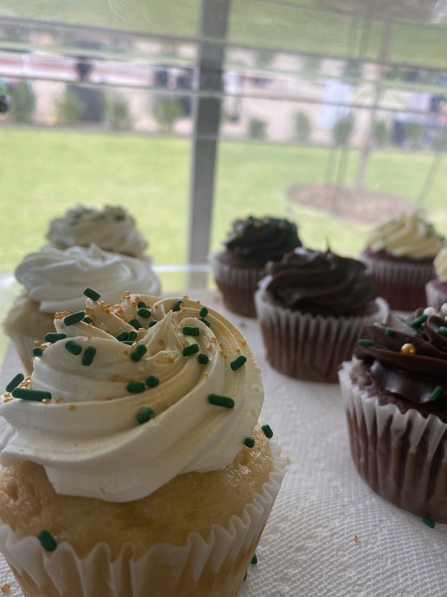 TheSugarShack12's tweet photo. We are hanging out at Freedom Road Dispensary today from 4-7! Come see us and get some sweet treats! https://t.co/jDrnE8n4uJ