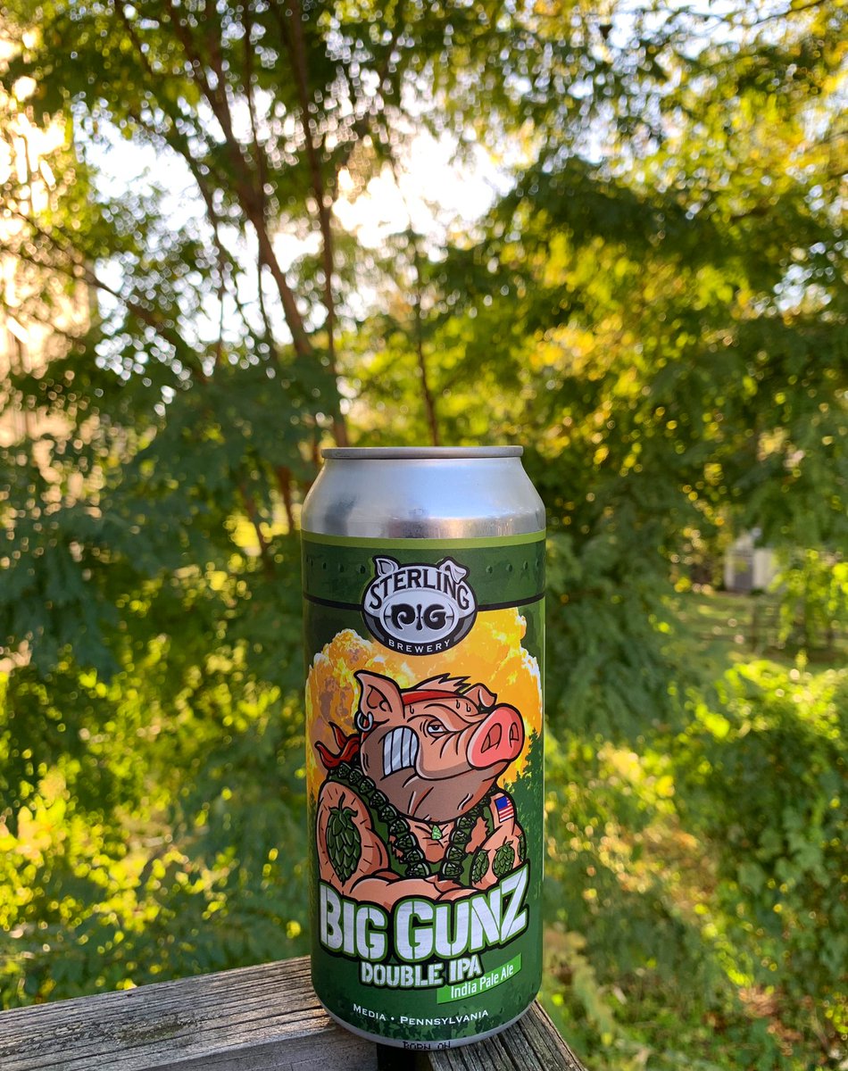 Essau1969's tweet photo. It’s time to break out the #BigGunZ #DIPA #Beer #BeerMe #Beeroclock @Sterlingpigbeer #DrinkLocal 🍺🍺 #TGIF #FridayFeeling Drink it up! 😋 https://t.co/uU6pLpyKuT