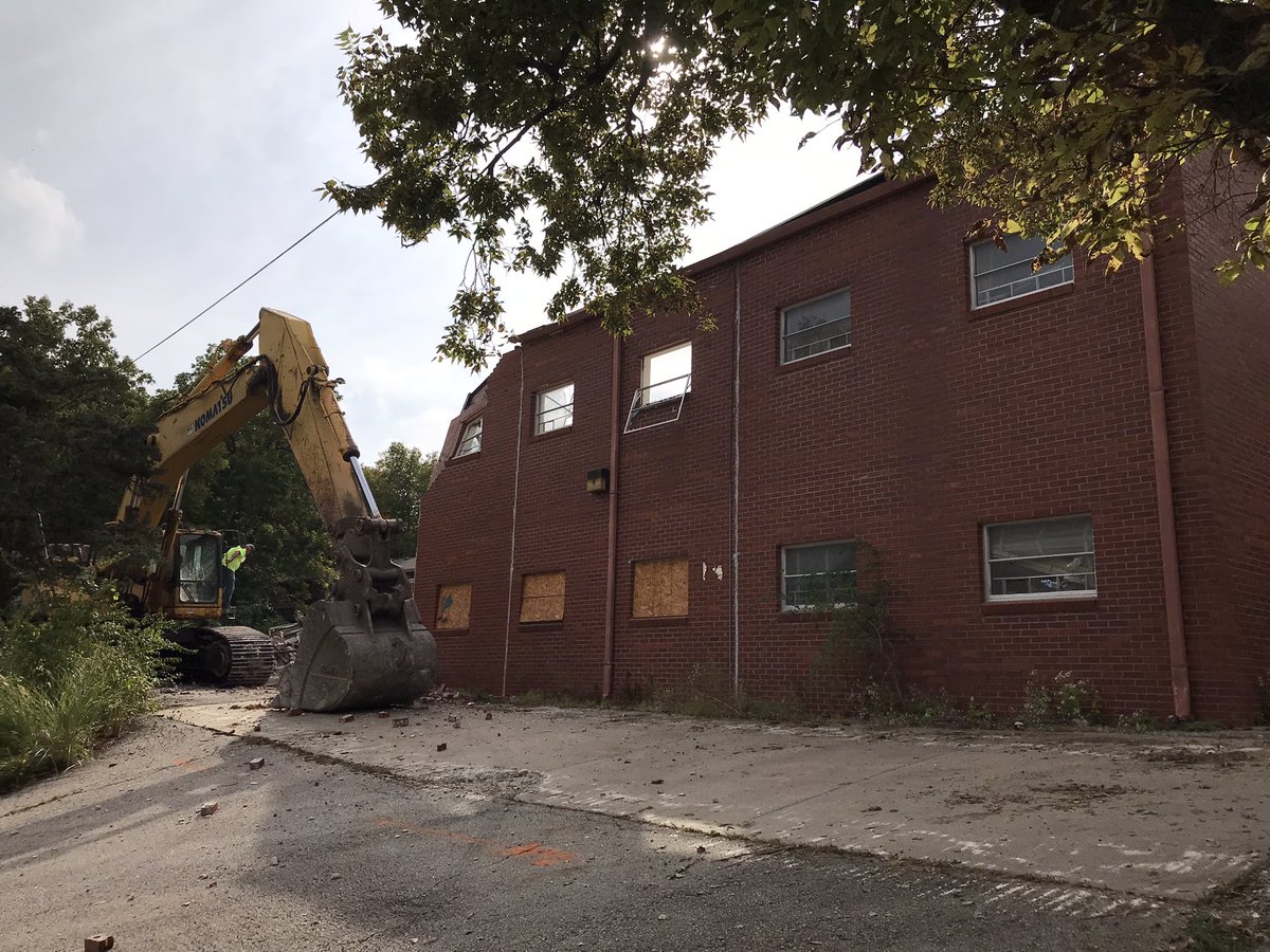 There are places I'll remember
All my life though some have changed
Some forever, not for better
Some have gone and some remain
All these places have their moments
With lovers and friends I still can recall
Some are dead and some are living
In my life I've loved them all