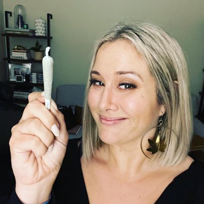 AxcellJennifer's tweet image. #NewProfilePic