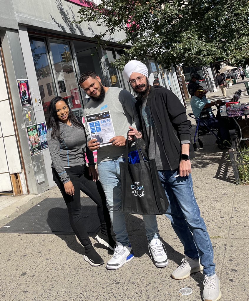 Chairez_Marissa's tweet photo. Operation #FindAFirstResponder in fullforce w/ @___Valeska  @mobility_ts !!! #Firstnet Friday Mission!!! #NYNJStateOfMind https://t.co/85LCklP0sP