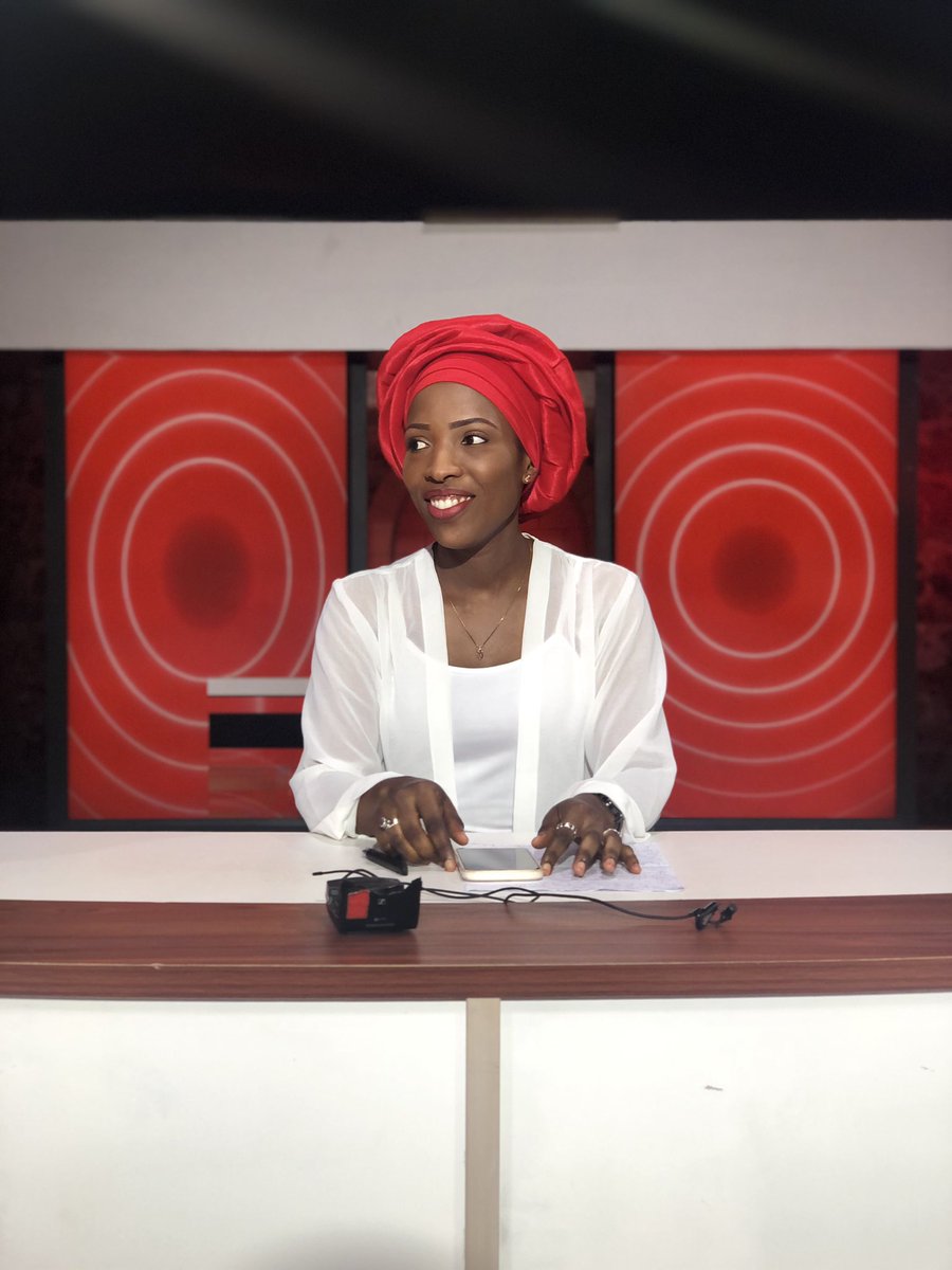 2stvsenegal's tweet photo. ✨#TOUTESTLA C’EST EN DIRECT ET À L’INSTANT AVEC #ARAMETOURE !!!
-
#2STVLIVE #TOUTESTLA #ARAMETOURE https://t.co/b7Dpk5m51f