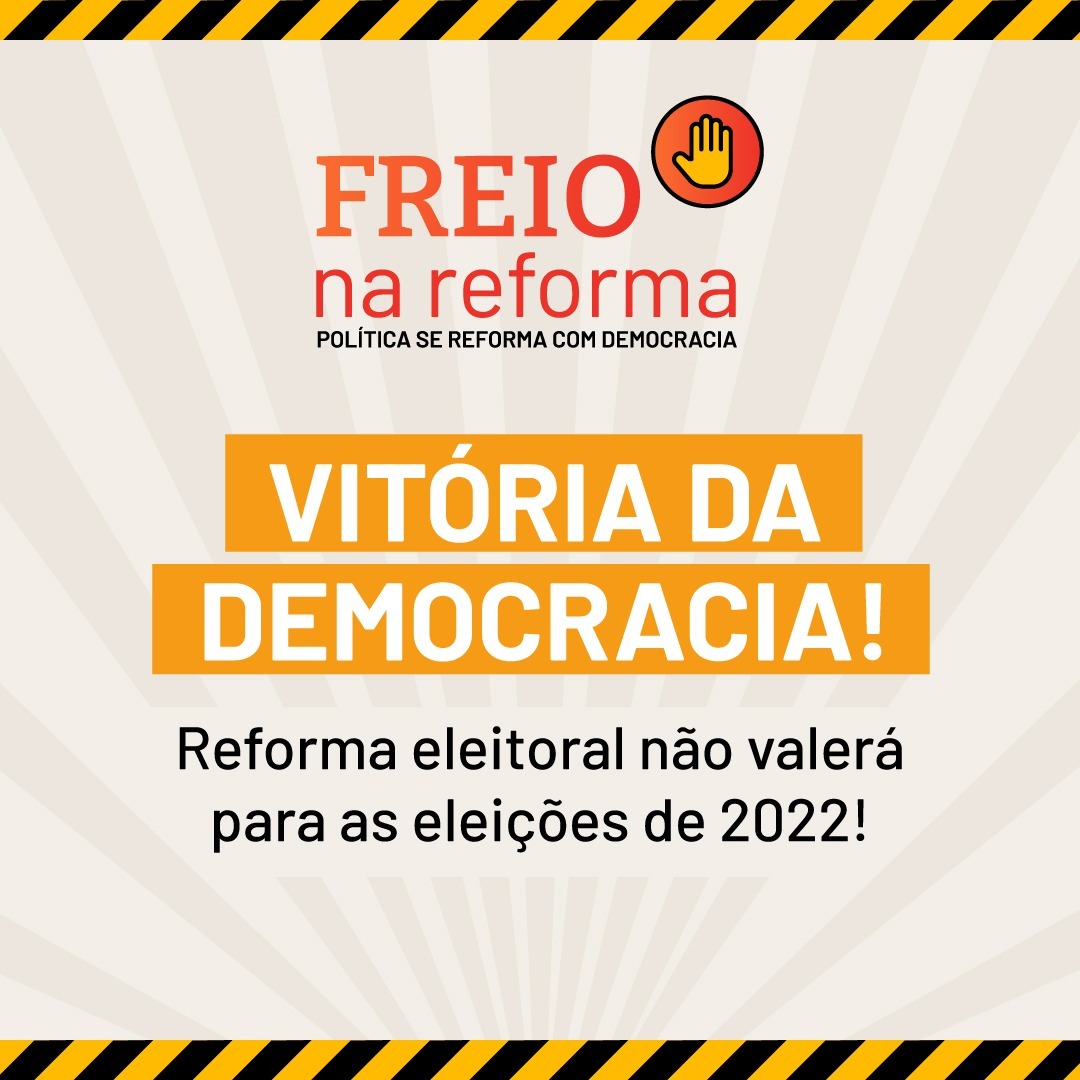 PactoDemocracia's tweet photo. Juntos conseguimos dar um #FreioNaReforma e a votação do novo Código Eleitoral no Senado poderá ser feita com tempo para debate! 👀
Continuaremos acompanhando a tramitação e colaborando com o debate público contra os retrocessos. Acompanhe!
@ReformEleitoral https://t.co/O9oXVtX0z0