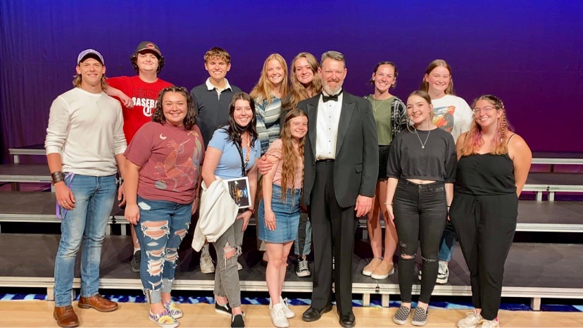 While proud of everyone's performance last night, having almost half of my 2021 seniors come back for the Fall Spectacular was special 💎🔥🎶 12 might be a record #musicmatters #NPperformingArts #choirup @SouthernHancock <a href="/llantrip/">Lisa</a> <a href="/VoelzJames/">New Palestine High School</a>