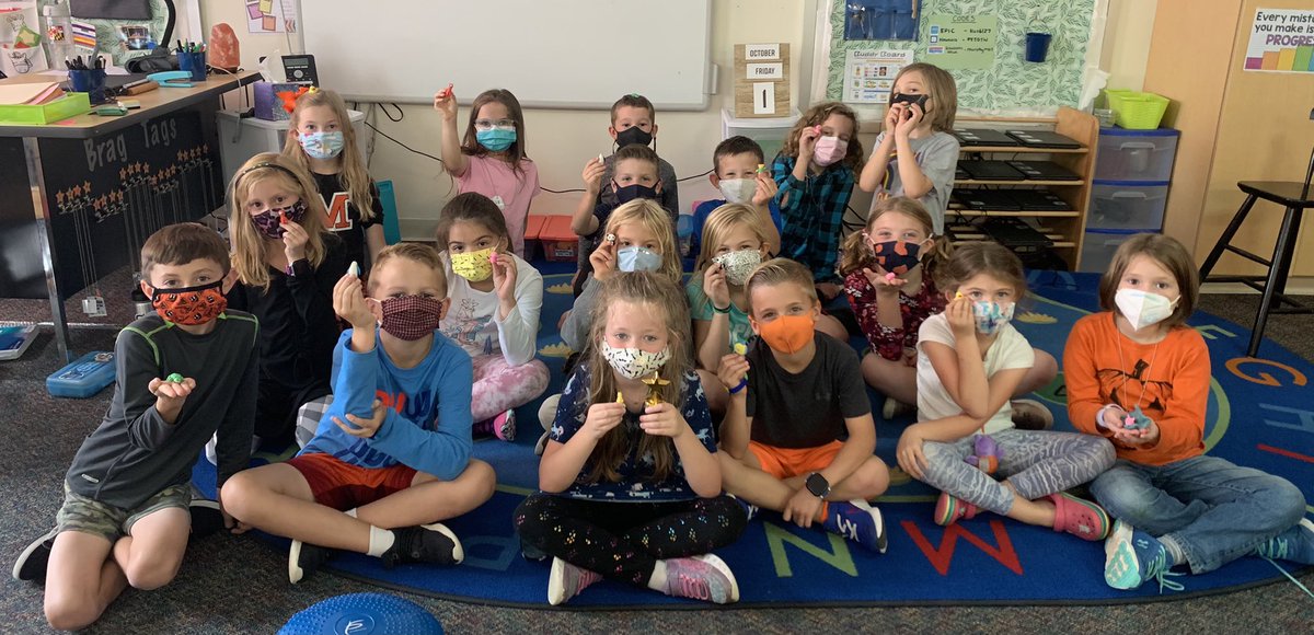 M_Muphy1290's tweet photo. SO proud of my students for their amazing behavior at specials! A full sweep!! They were rewarded by getting their first desk pets 🧡 https://t.co/K3FhJJFSBX
