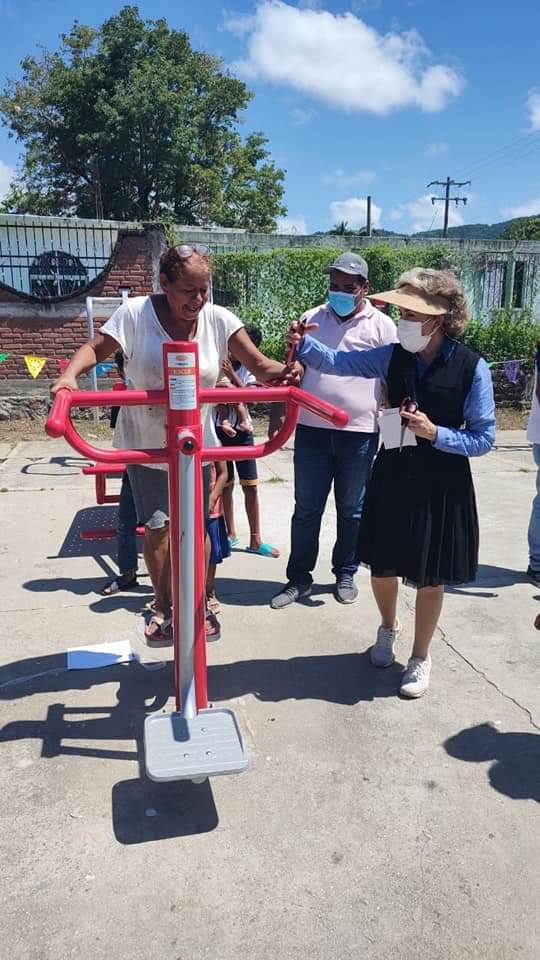 Mercedes Calvo tweet media