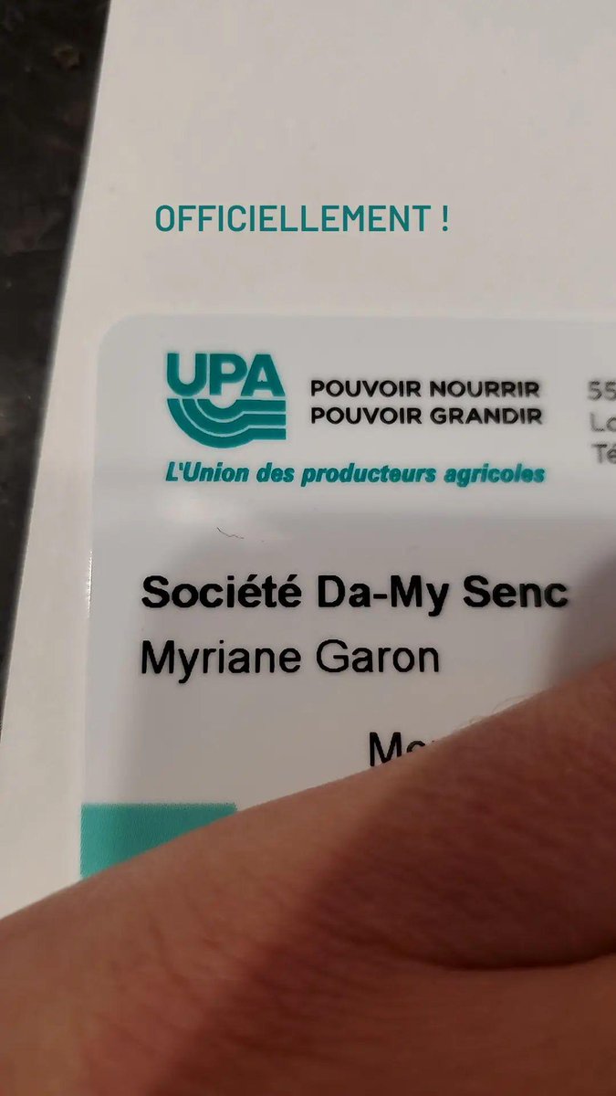 Nouveau statut social!!! 
Agricultrice pour vrai!