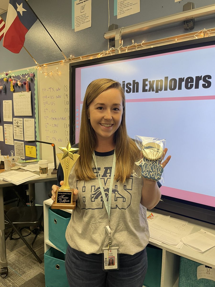 HeritageBroncos's tweet photo. Congrats @landrum_peyton, September Teacher of the Month and Mr. Powell, Sept. Paraprofessional of the Month! #Proudtobeabronco https://t.co/sbsPhUs9Kt
