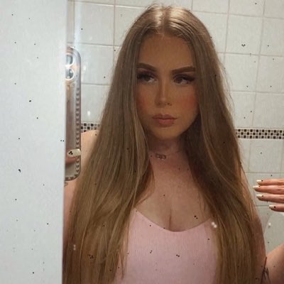 emmiejade_'s tweet photo. #NewProfilePic https://t.co/IOlQtz9lvh