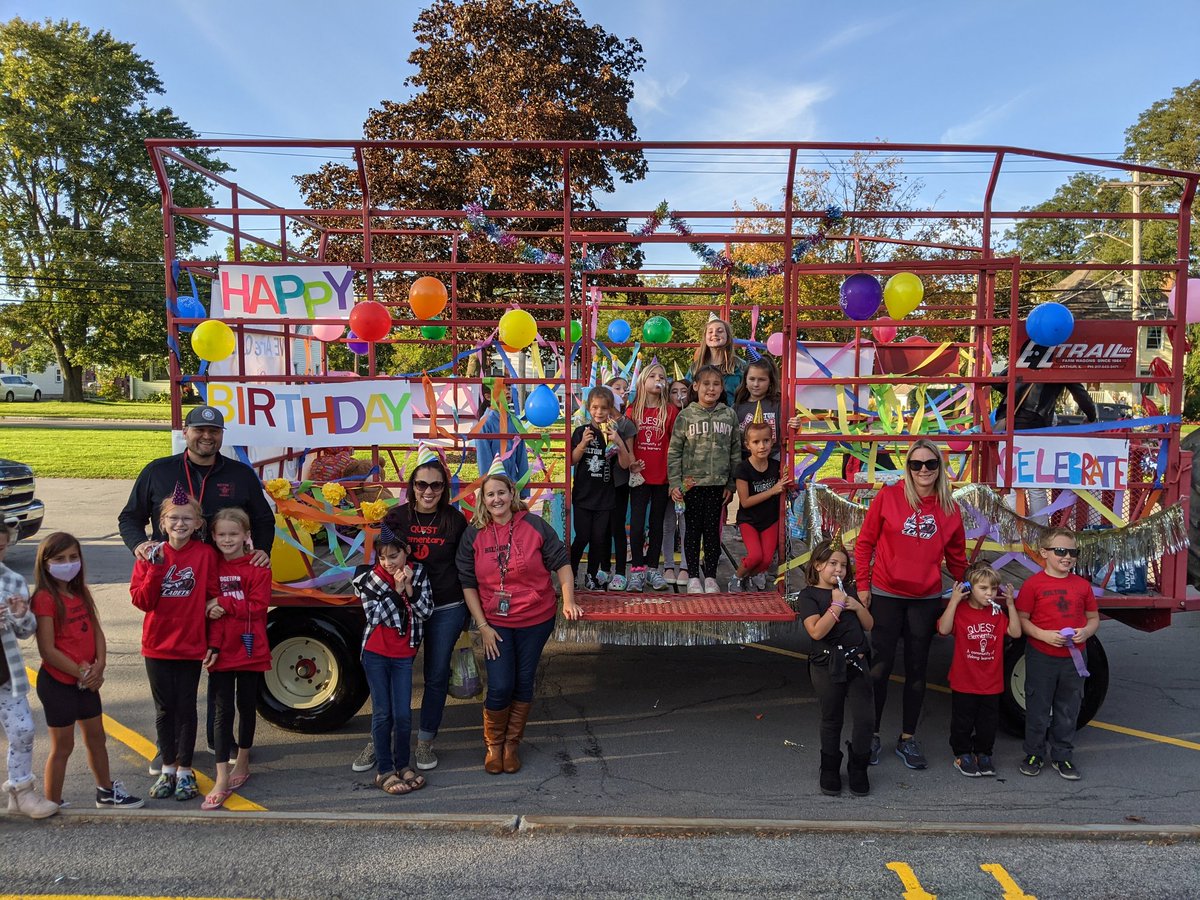 Hilton CSD tweet media