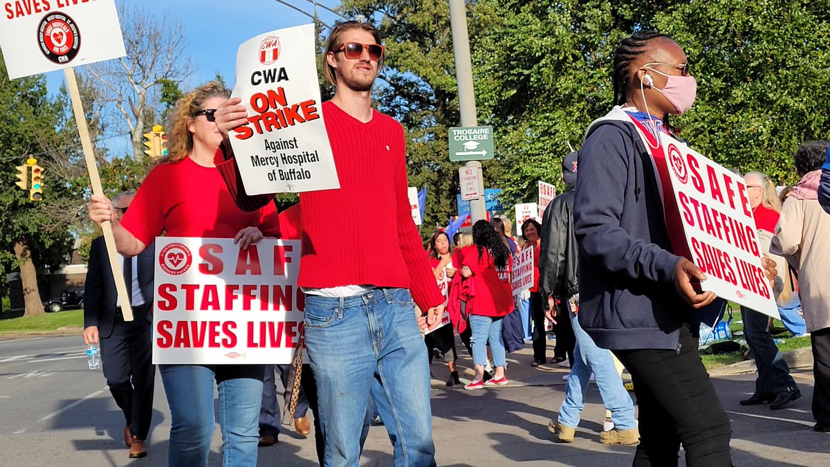 Tom Dinki tweet media