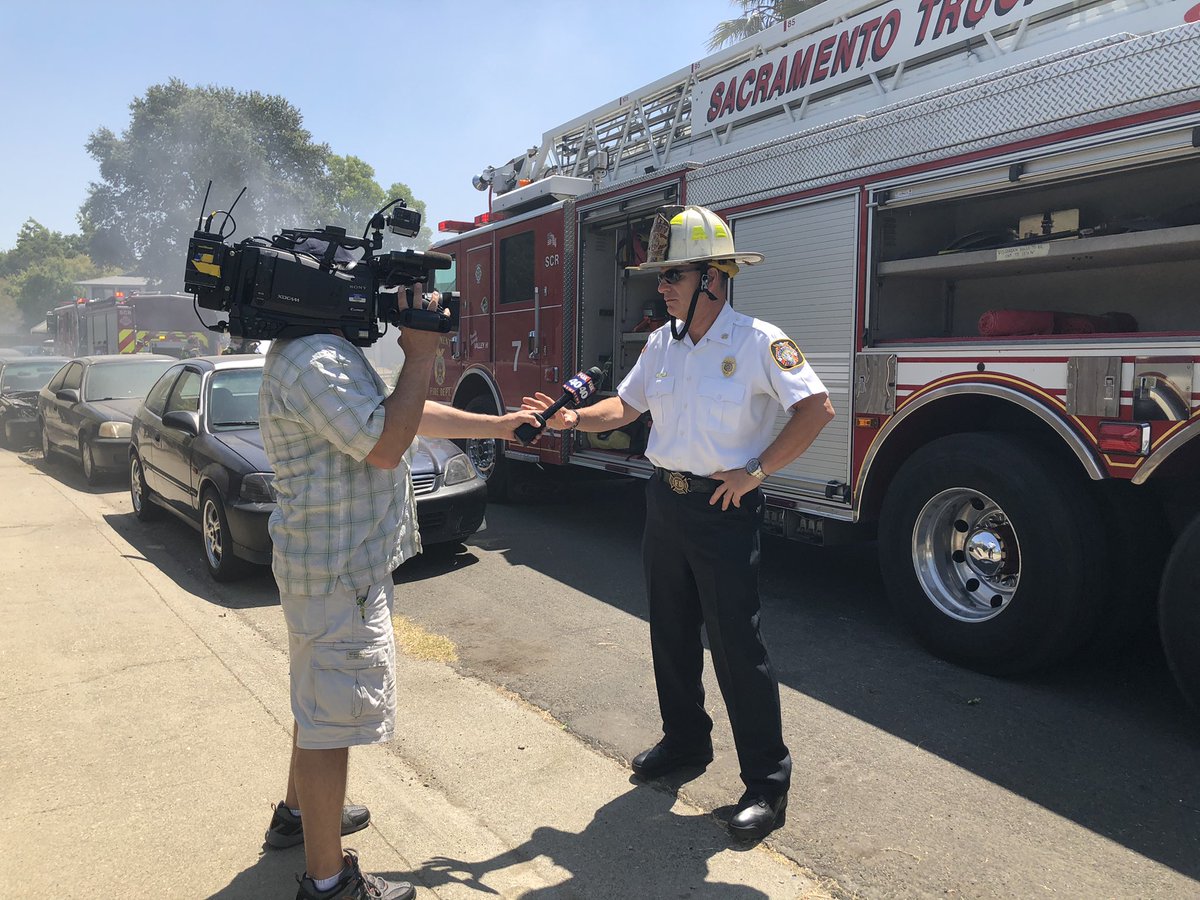 SacFirePIO's tweet photo. Today marks the third year anniversary for Fire Chief Gary Loesch. Please join us in congratulating him on his third year anniversary with the Sacramento Fire Department. https://t.co/ewqutaIiIS