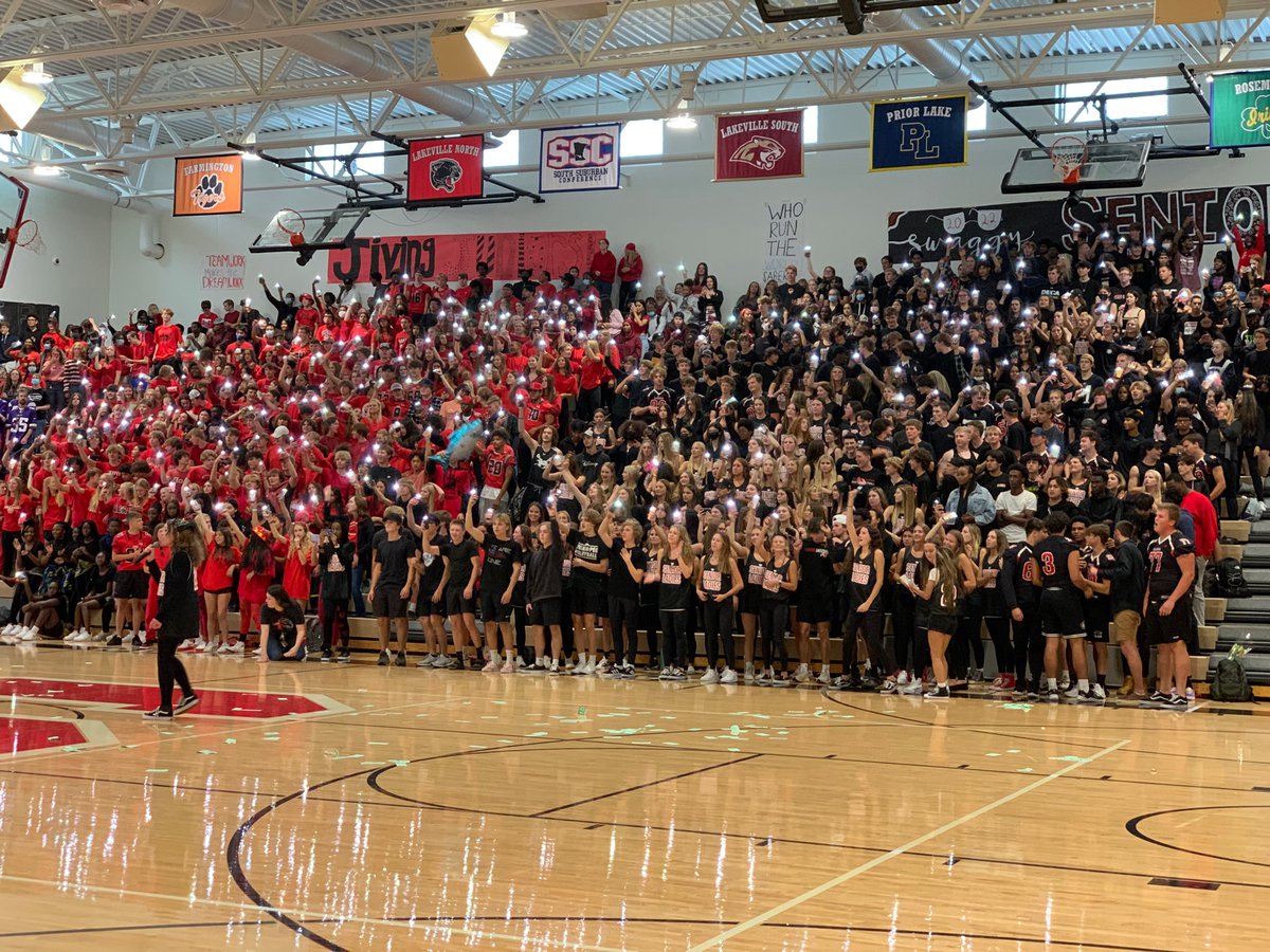 honetschvi's tweet photo. We were all successfully pepped after this pep fest. Let’s go, Shako! @SHS_FreshmanA https://t.co/CnDuuG1ljn
