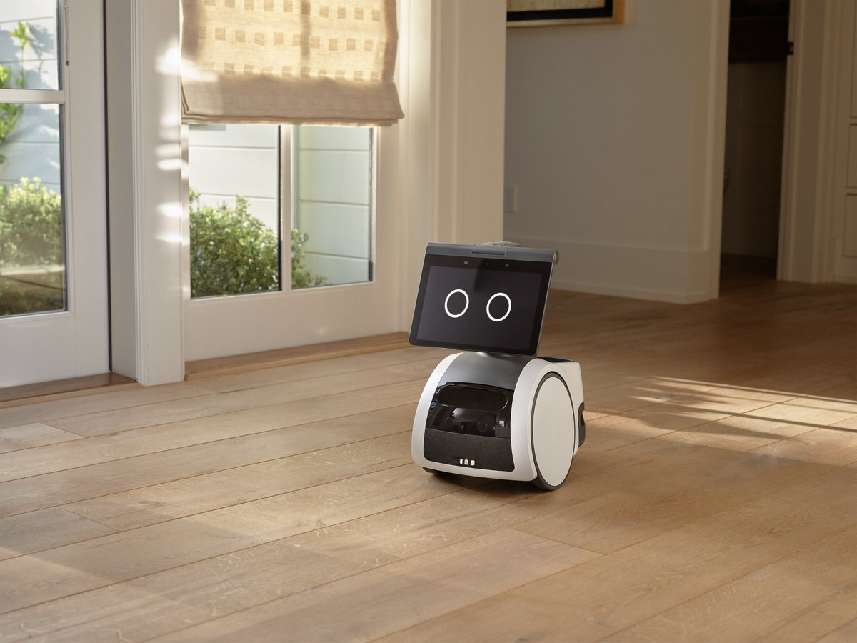 GetConnectedNow's tweet photo. It's that time of year when @amazonca drops a truckload of new gadgets on us. What's hot? What's not? Find out on the GetConnected Show this morning at 10 AM PST. Tune in on @CKNW 980.
Podcast - https://t.co/RrAPjSXpLc
#amazonastro #Alexa #GCTechTalk https://t.co/zvhC8Zih9Q