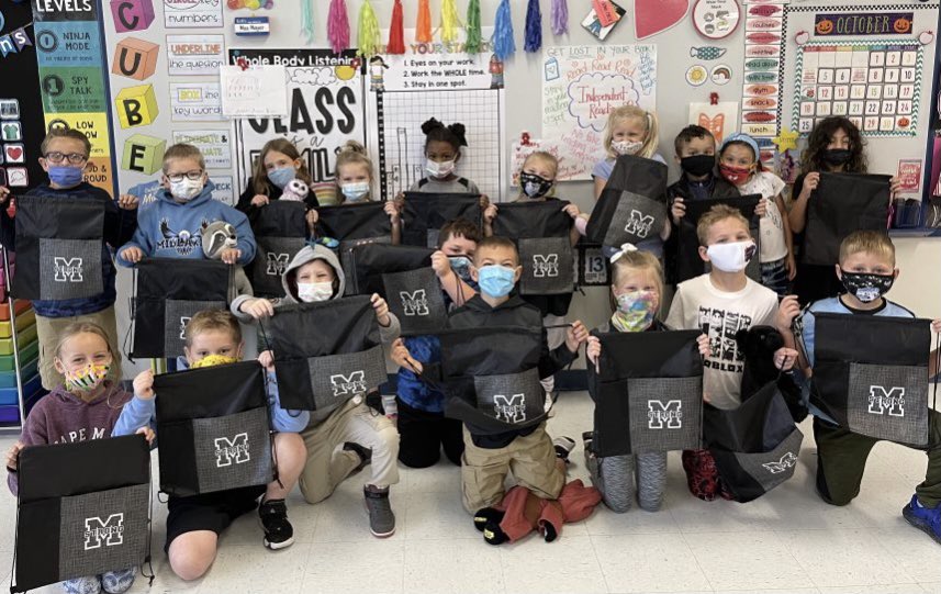 MrCzerkas's tweet photo. What a great way for our MES Eagles 🦅 to end Homecoming Week! Penny War craziness @PtoMidlakes and a wonderful donation from the Preston-Hicks Foundation set up by @nicoleyoungmhs! @MidlakesSchools #MidlakesPride #MidlakesStrong https://t.co/5dwrrGV5RN