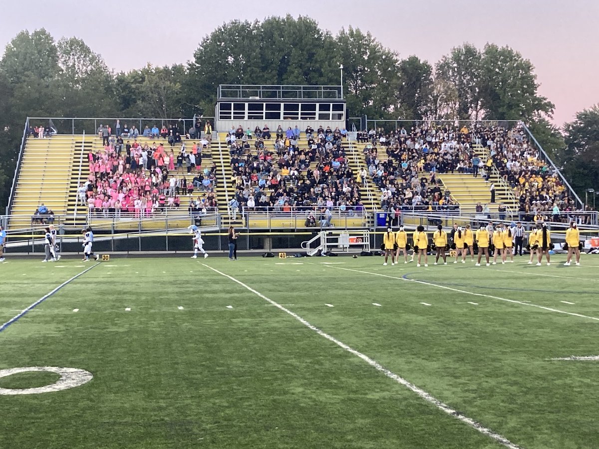 Homecoming football tonight at Tech. ⁦<a href="/CMWAthletics/">The Mustang</a>⁩ visiting ⁦@HarfordFootball⁩   Cobras coming off unscheduled week off. Mustangs coming off big win over Bel Air. ⁦<a href="/harfordtechss/">Harford Tech Student Section</a>⁩ ⁦<a href="/HTHS_AD/">HTHS Athletics</a>⁩ ⁦<a href="/CMW_Fans/">CMW Student Section</a>⁩ ⁦<a href="/harco_athletics/">HarCo Athletics</a>⁩ ⁦<a href="/HCPSchools/">HCPS</a>⁩
