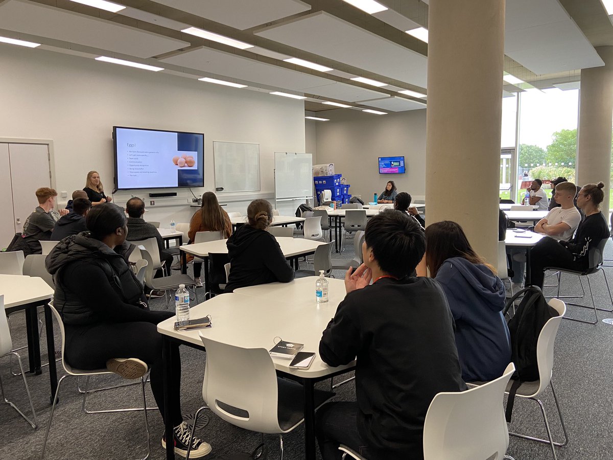 Yanatwork's tweet photo. A brilliant Welcome/Welcome Back session with our entrepreneurship students today. Love the creativity activity, fantastic team work and all year group collaboration! #BusinessEntrepreneurhsip #Entrepreneurship&amp;Innovation https://t.co/Yhxo81xcDt