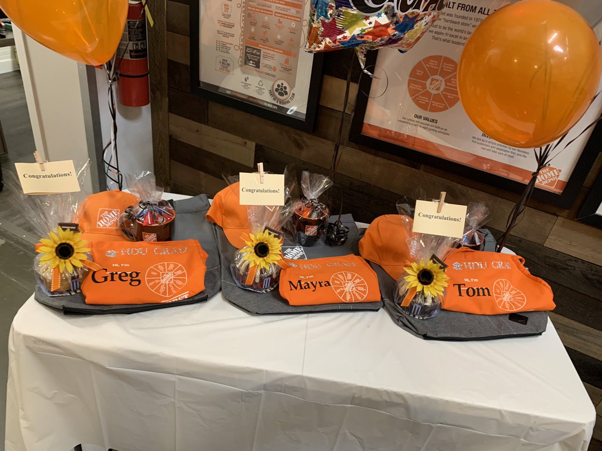 HDU Graduation!!!! So excited for our associates and their development, the sky is the limit! @homedepot6668 <a href="/EddieReesespec1/">Eddie Reese@specialty6668</a> <a href="/WillVillanuev14/">Will Villanueva</a> <a href="/ChrisMalatesta/">Chris Malatesta</a>