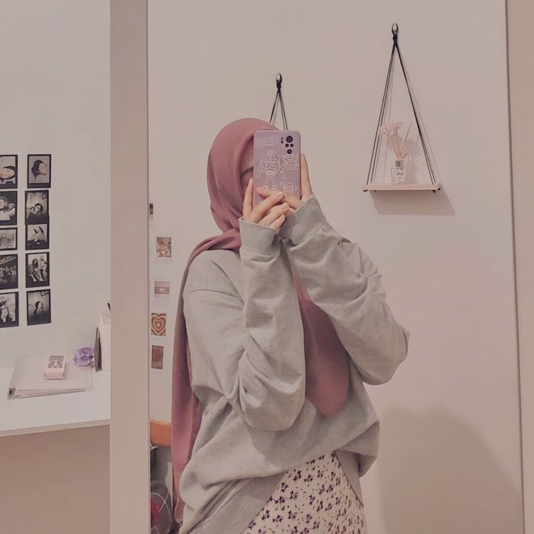 HanisyaDefi's tweet photo. Oktober challenge buatmu!
agar menjadi pribadi lebih baik 💛 https://t.co/AU9mTm7juU