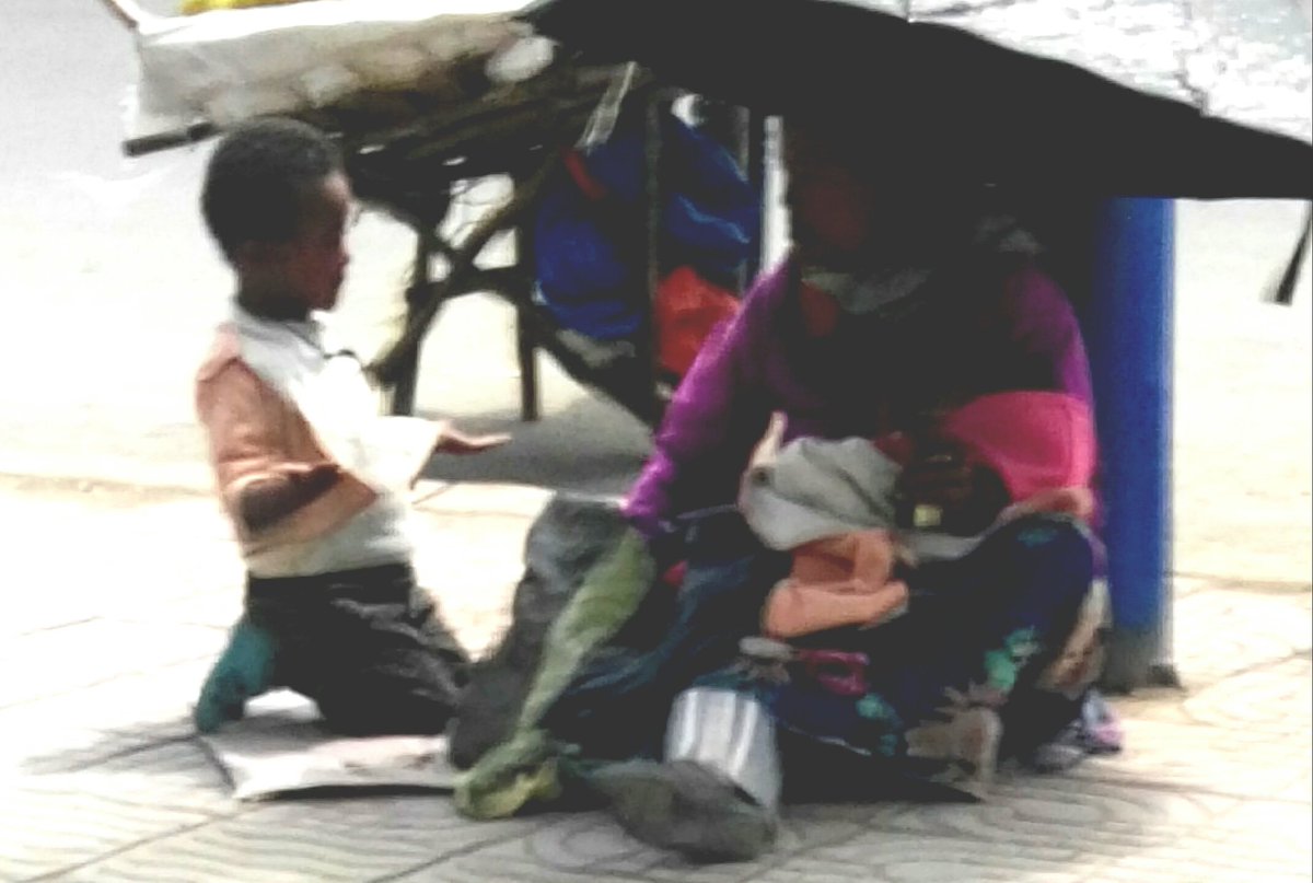Addis02321106's tweet photo. My wife and my children's https://t.co/gYcavcdR8F