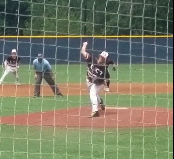 BaseballUCT's tweet photo. Congratulations to Archbishop Stepinac High School’s RHP Robert DelVecchio (2022) on his commitment to Rutgers-Newark. We’re all very proud of Robert and his comeback journey! Perseverance personified. #ufam @BaseballU @PG_Scouting @PerfectGameUSA https://t.co/5uuix8hbka