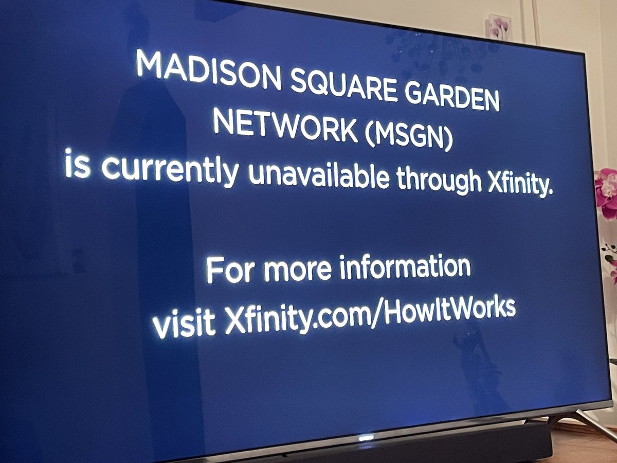 jsoupzzz24's tweet image. Eat shit @Xfinity @XfinitySupport #KeepMSG  @MSGNetworks