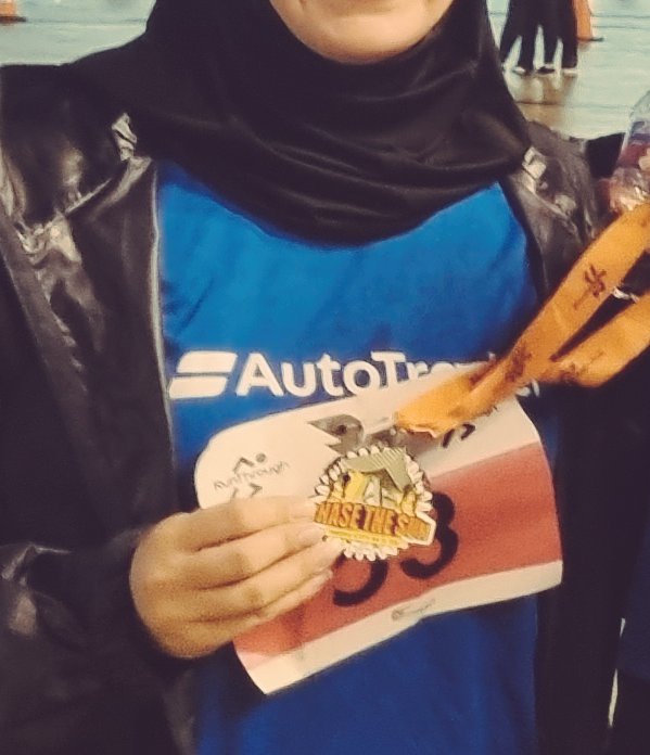 DanyaBee's tweet photo. Couldn't have been more proud to rep @AutoTraderLife at #RunMediaCity the other evening! After receiving an incredible amount of support from my colleagues plus AT agreeing to sponsor me an additional £200 in aid of @Care4Calais Afghan Relief, I managed to smash a PB! 💪❤️🤗 https://t.co/MSq3G4EF5a