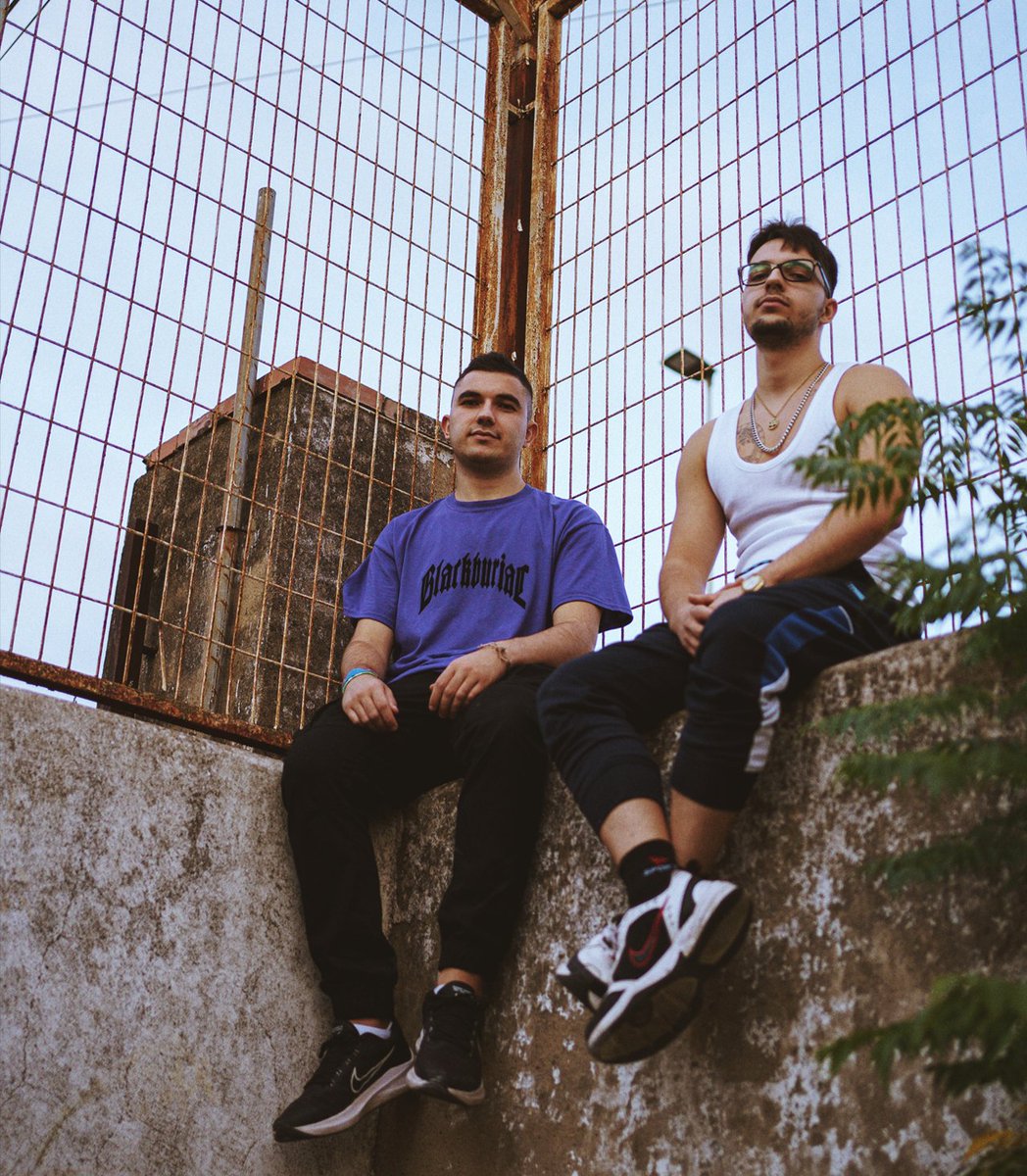 _blackbars's tweet image. Señores, dentro de muy poquito se viene videoclip nuevo de Fallen!! También hay varios temas ya grabados de Fallen por sacar y pronto otra colabo con MC Vitolo, espero que os los gocéis! 💪💪

Estad pendientes de nuestro canal de YouTube: youtube.com/c/BlackBars

📷: @__cxrla