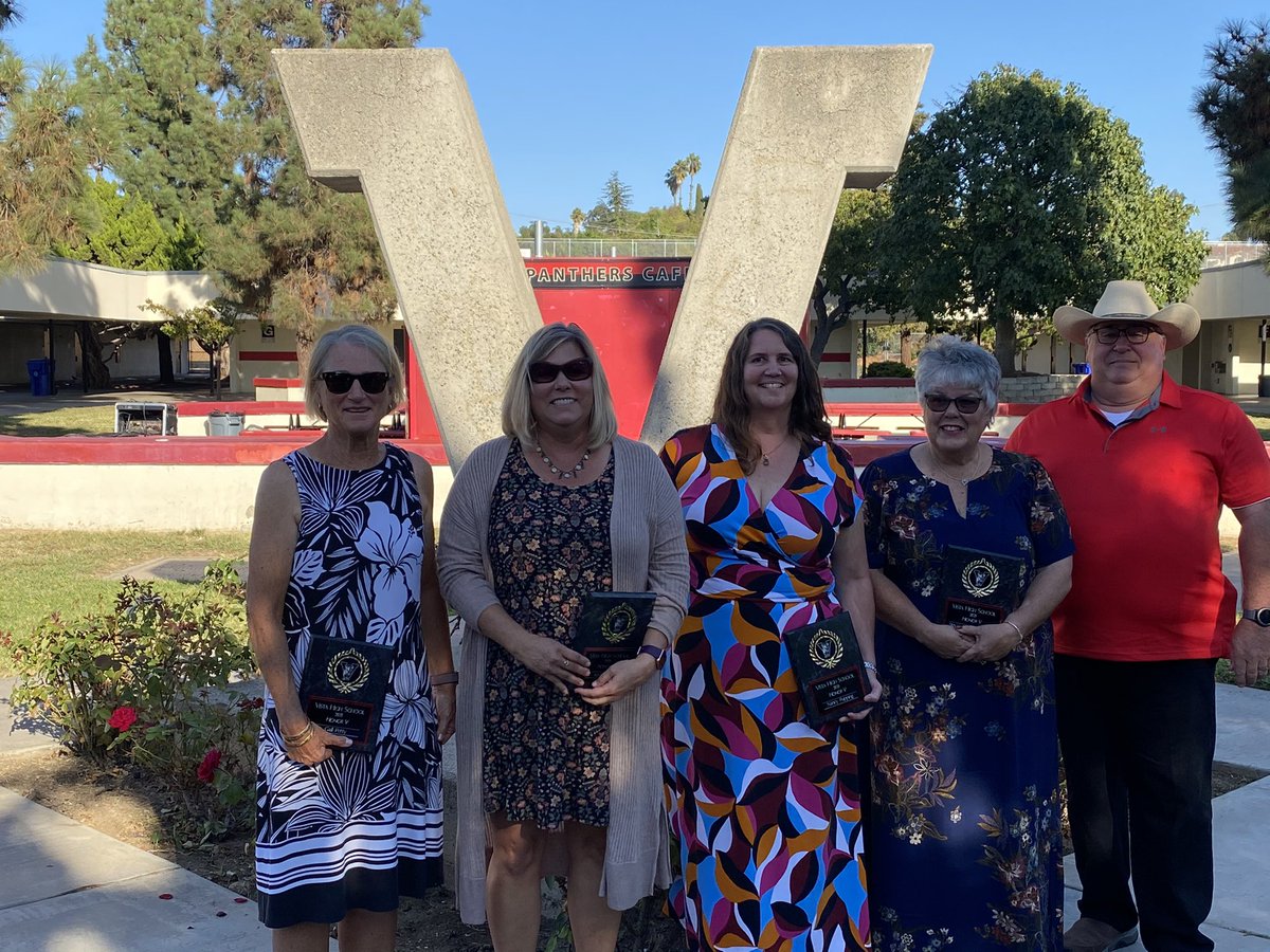 Congratulations to the 2021 <a href="/VHSPanthers/">Vista High School</a> Honor V Award winners.