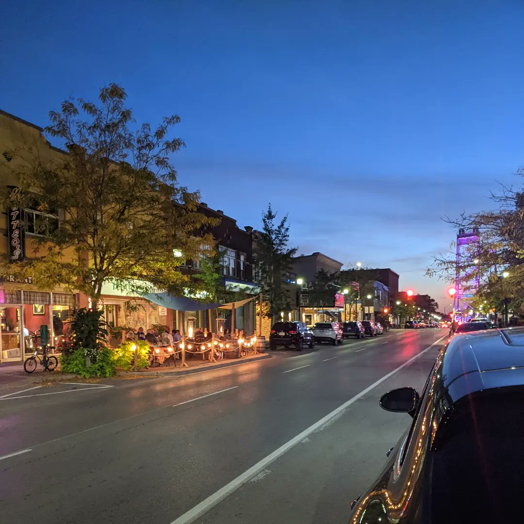 Great to see <a href="/DowntownWelland/">Welland Downtown BIA</a> Restaurants doing their thing. #supportlocal #wellandisbetter #niagara