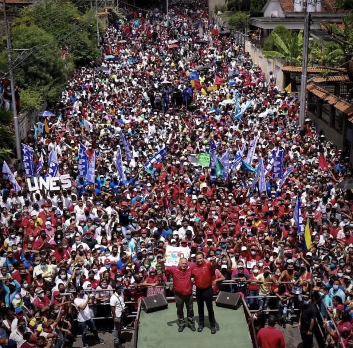 JRioboF's tweet photo. Sin duda el chavismo no tiene gente, que barbaridad Zulia, Guárico y Falcón @NicolasMaduro @dcabellor https://t.co/rONjlejBA5
