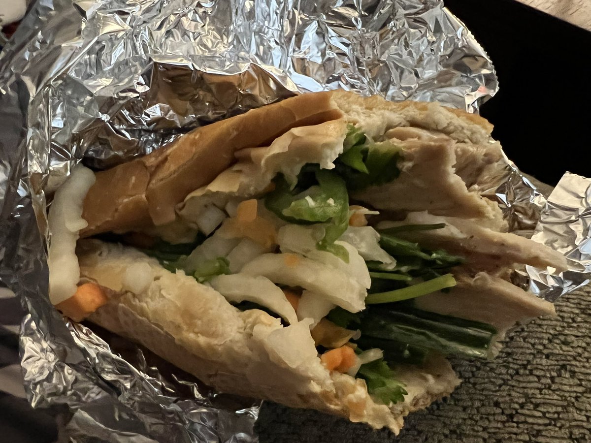 ackmel's tweet image. Uber eats delivers to Georgetown now. I could cry. .@luu_pho was so good. Best Bahn Mi I’ve had in a long time. 😩🍜🥢💯
