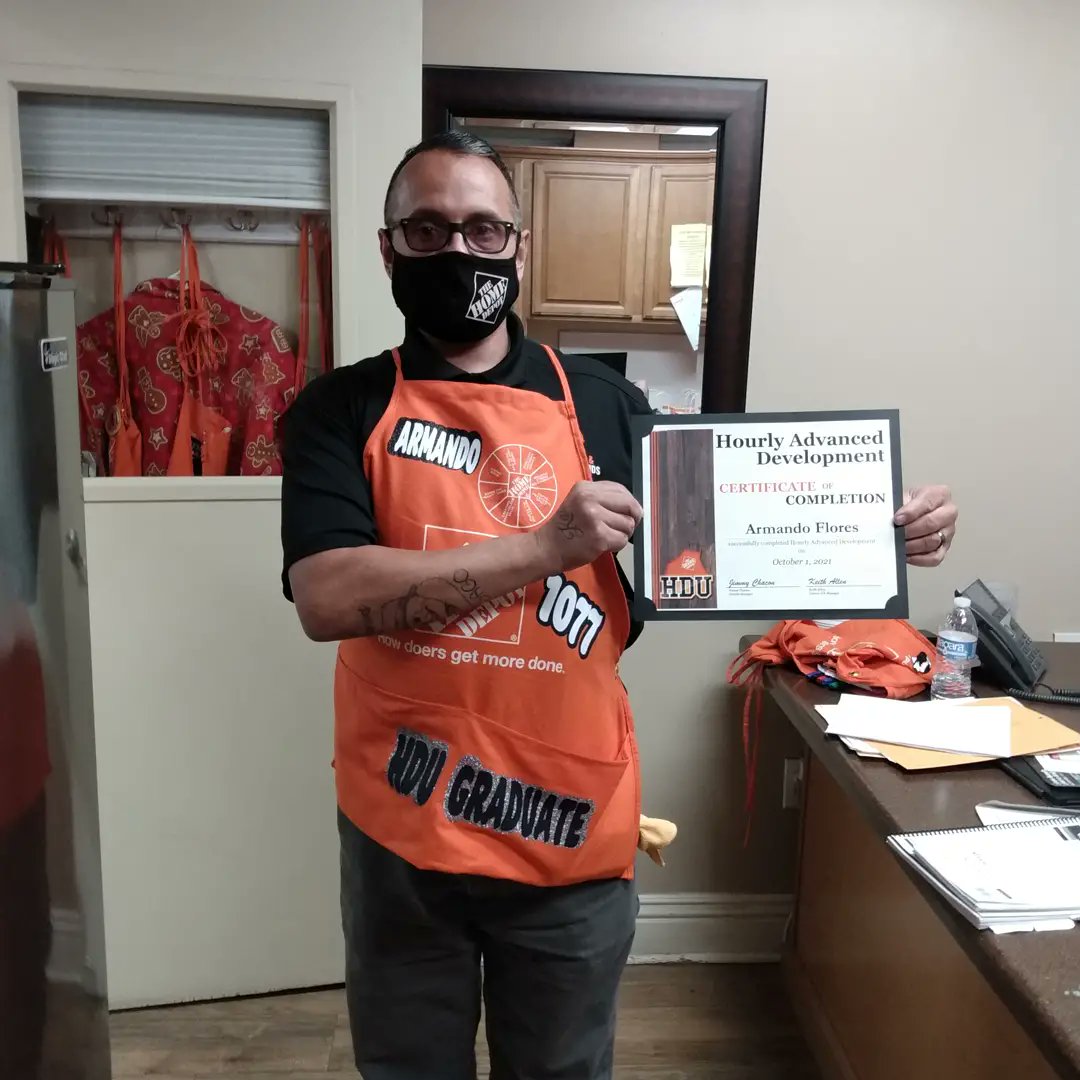 Mr Armando Flores tweet media